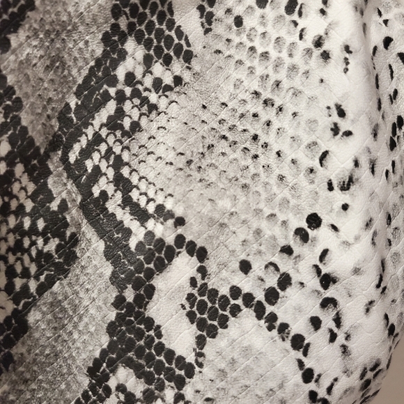 Maniere De Voir - Snakeskin Vegan Leather Corset Style Bustier Top - Size XS - Picture 5 of 6